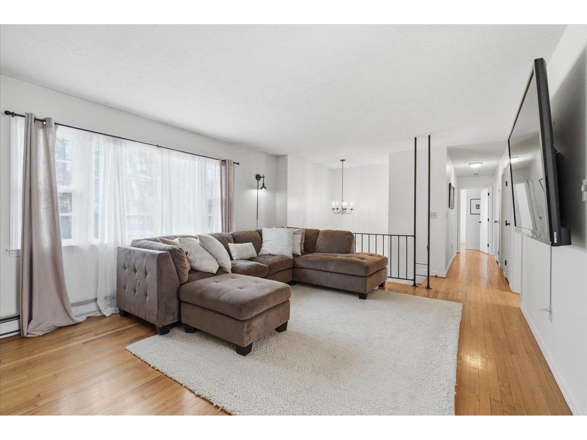 290 Collamer Circle