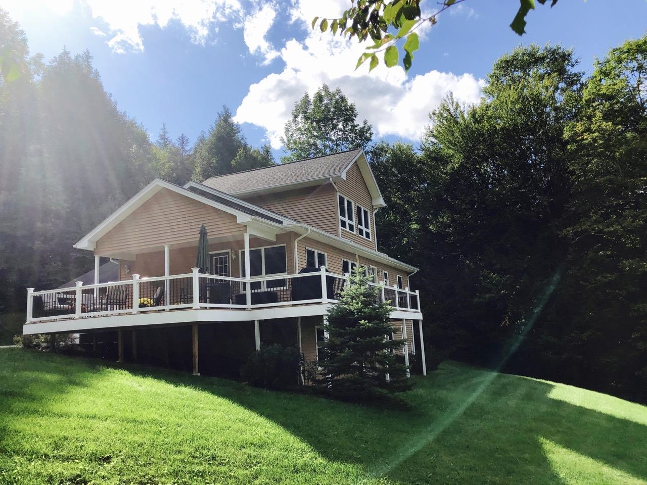 290 Curran SOUTH Drive
