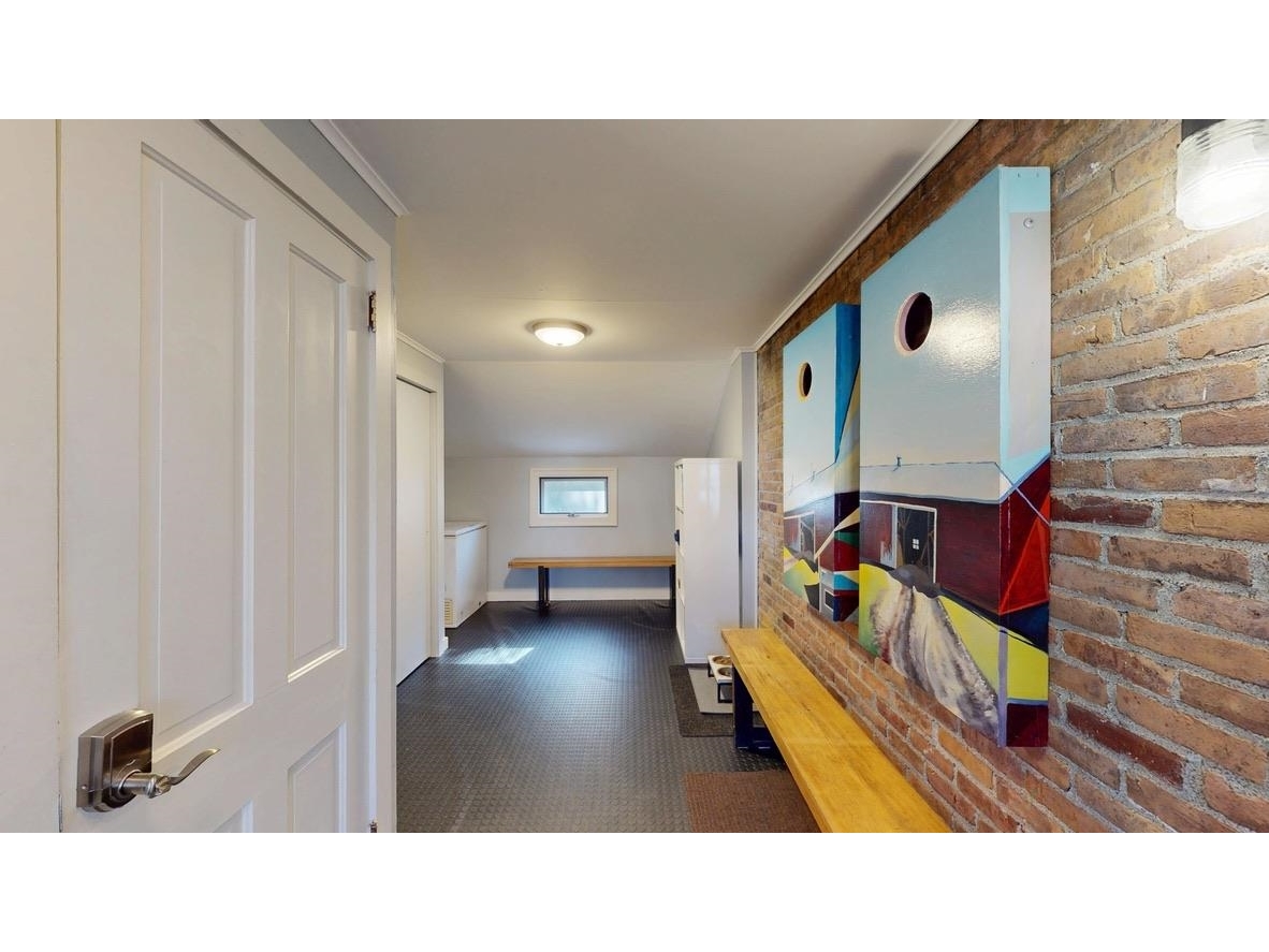 292 Chipman Park