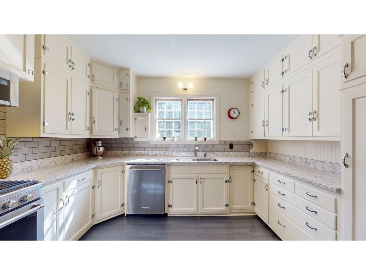292 Chipman Park