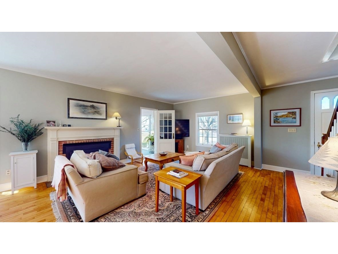 292 Chipman Park