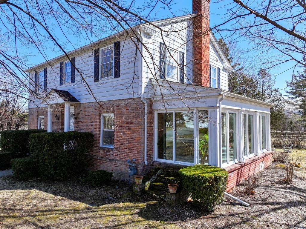 292 Chipman Park