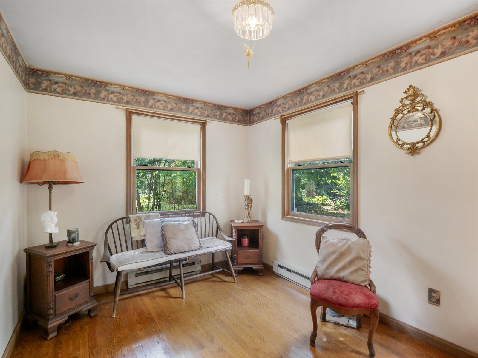 292 Ledgemere Point