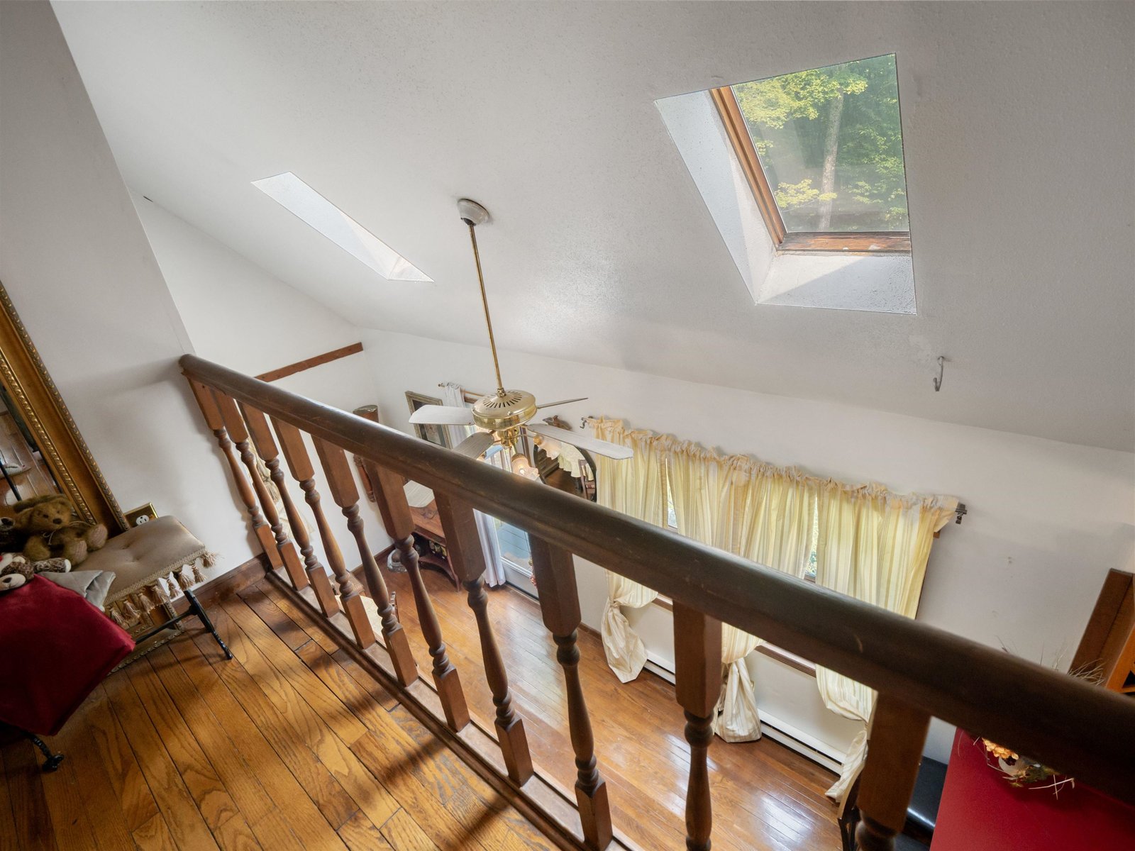 292 Ledgemere Point