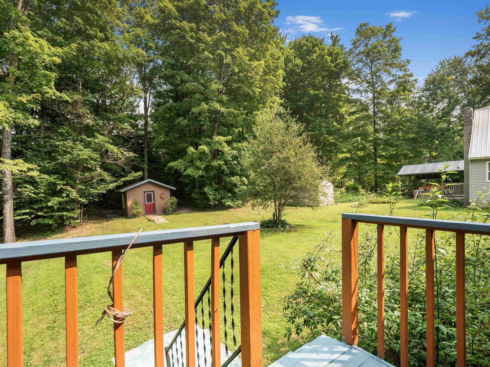 292 Ledgemere Point