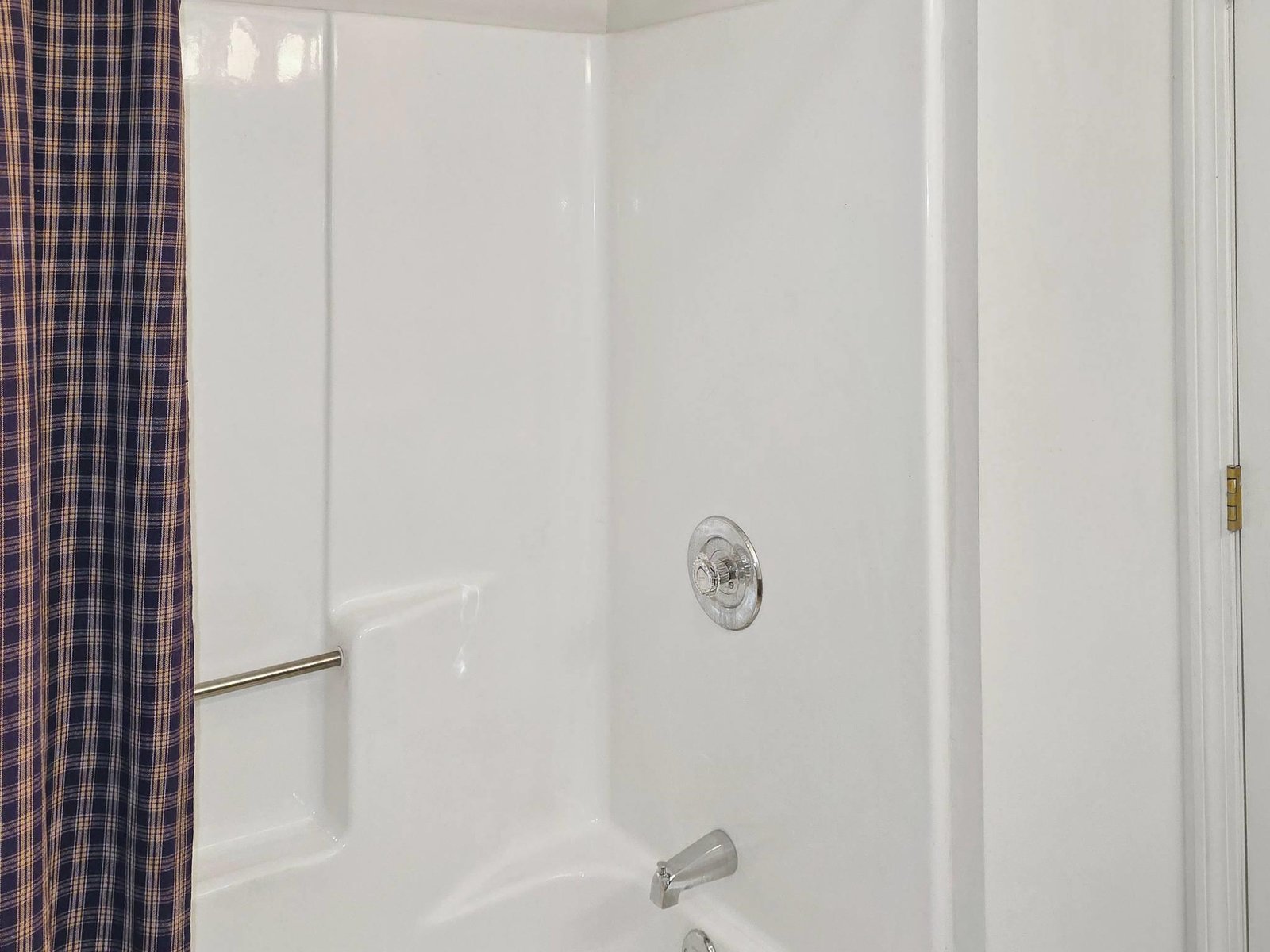 292 Woodhaven Drive, Unit 9F
