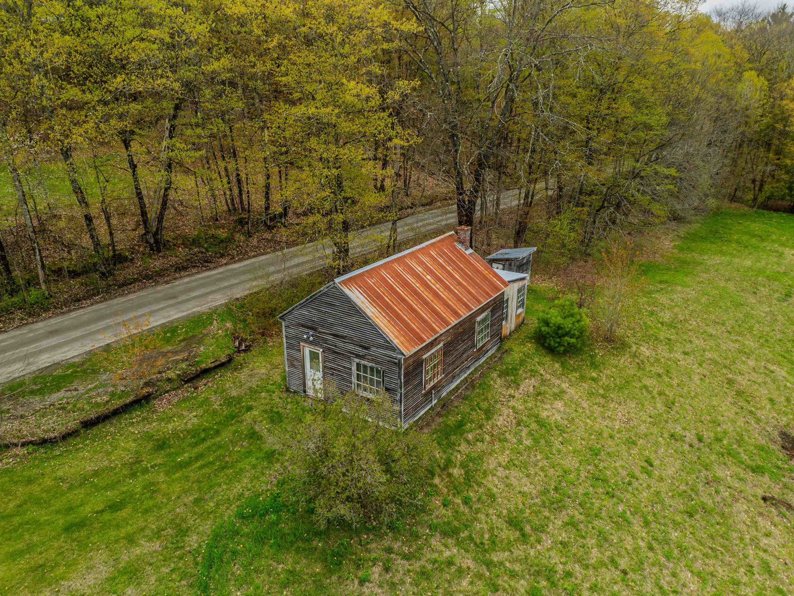 2923 Diamond Hill Road