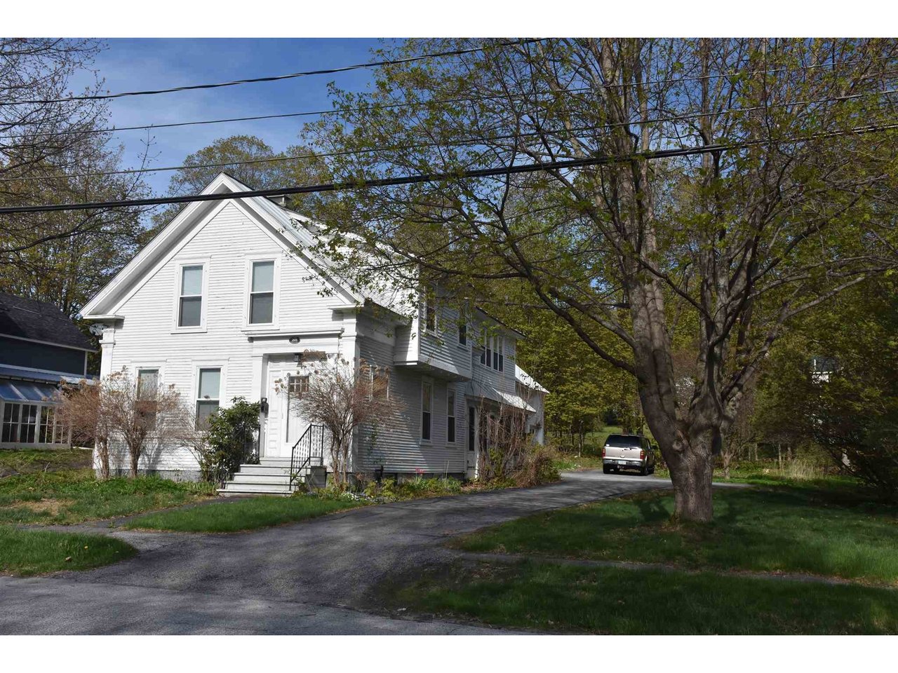 293 Central Street