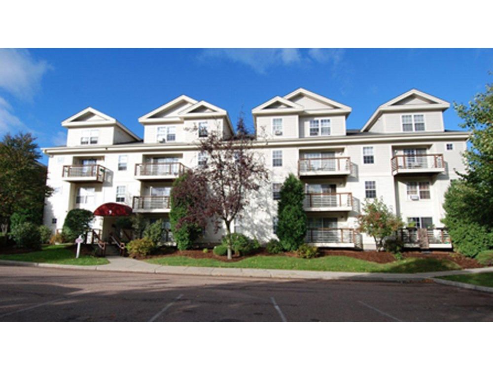 294 Hildred Drive, Burlington