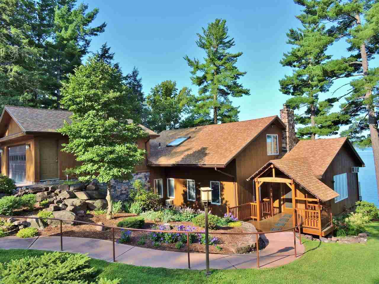294 Pine Haven Shores Lane