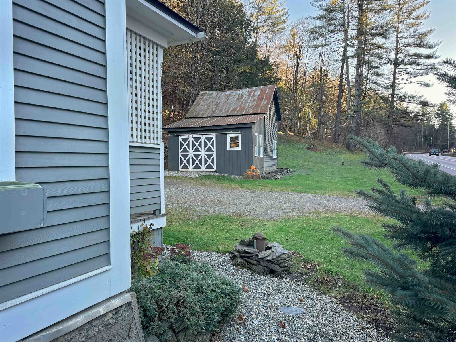 2949 Waterbury Road