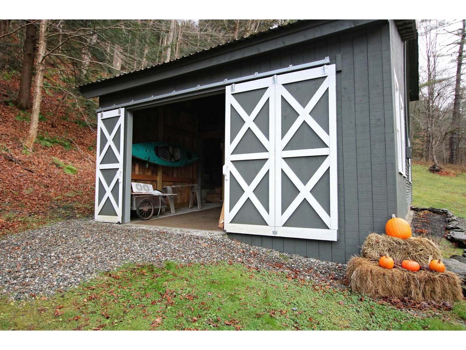 Barn/Potential Garage