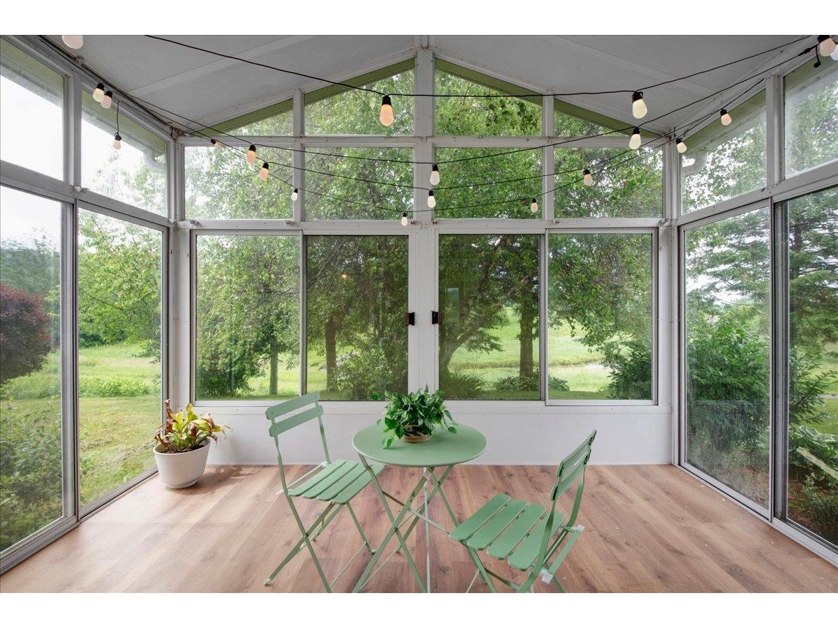 Screened-In Porch