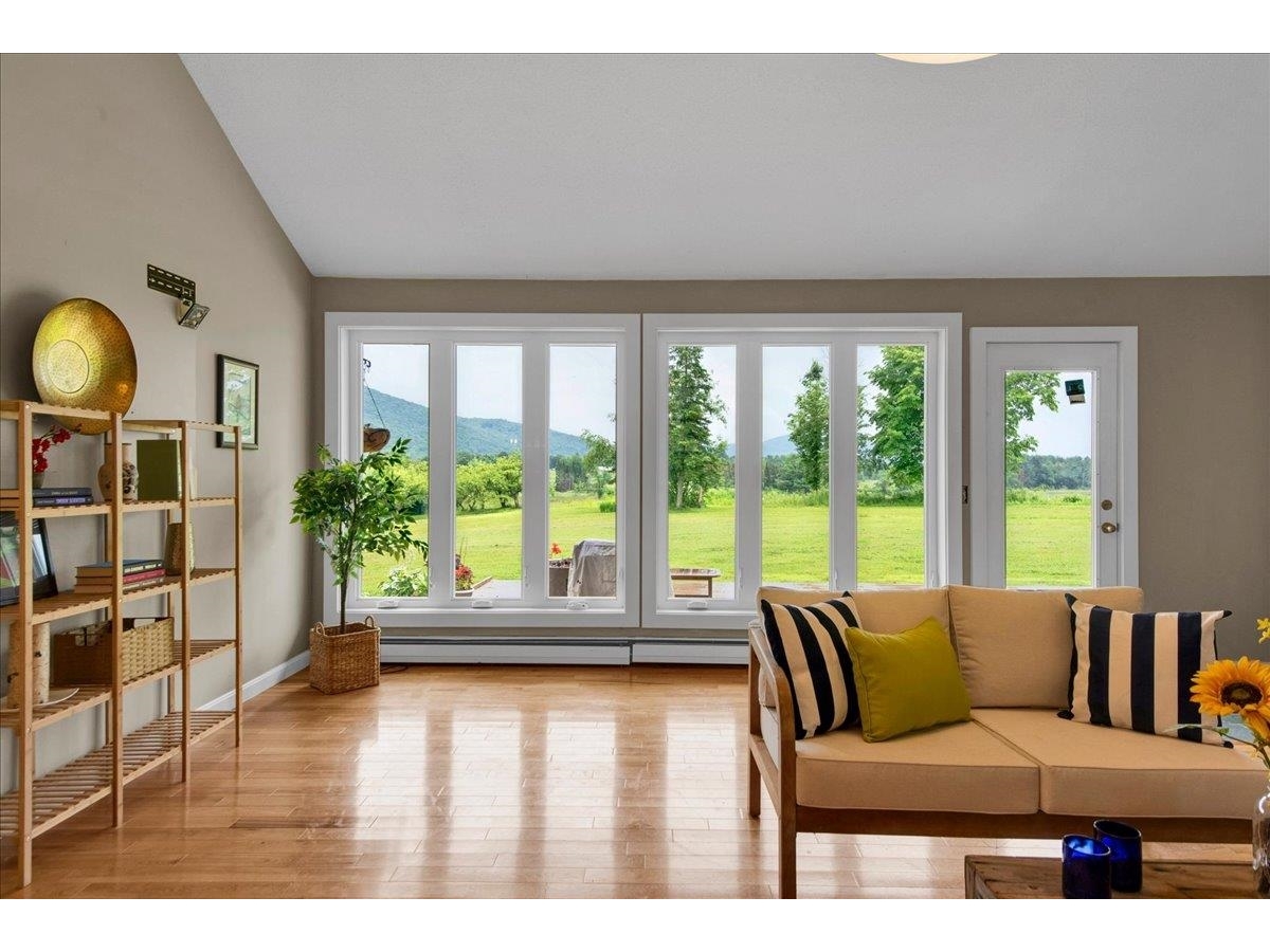 Floor to Ceiling Windows