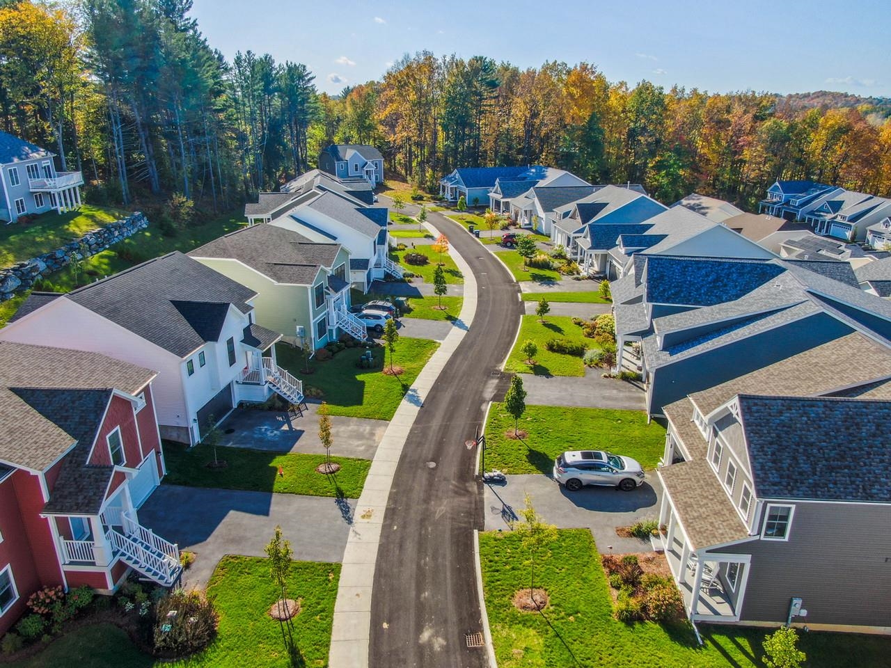 Highly desirable neighborhood!