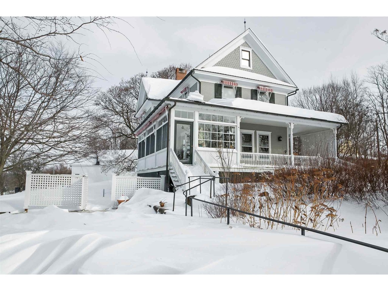 2952 Greenbush Road