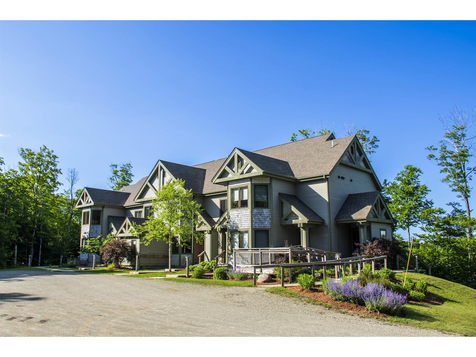 296 Bridge Road, Unit 4767