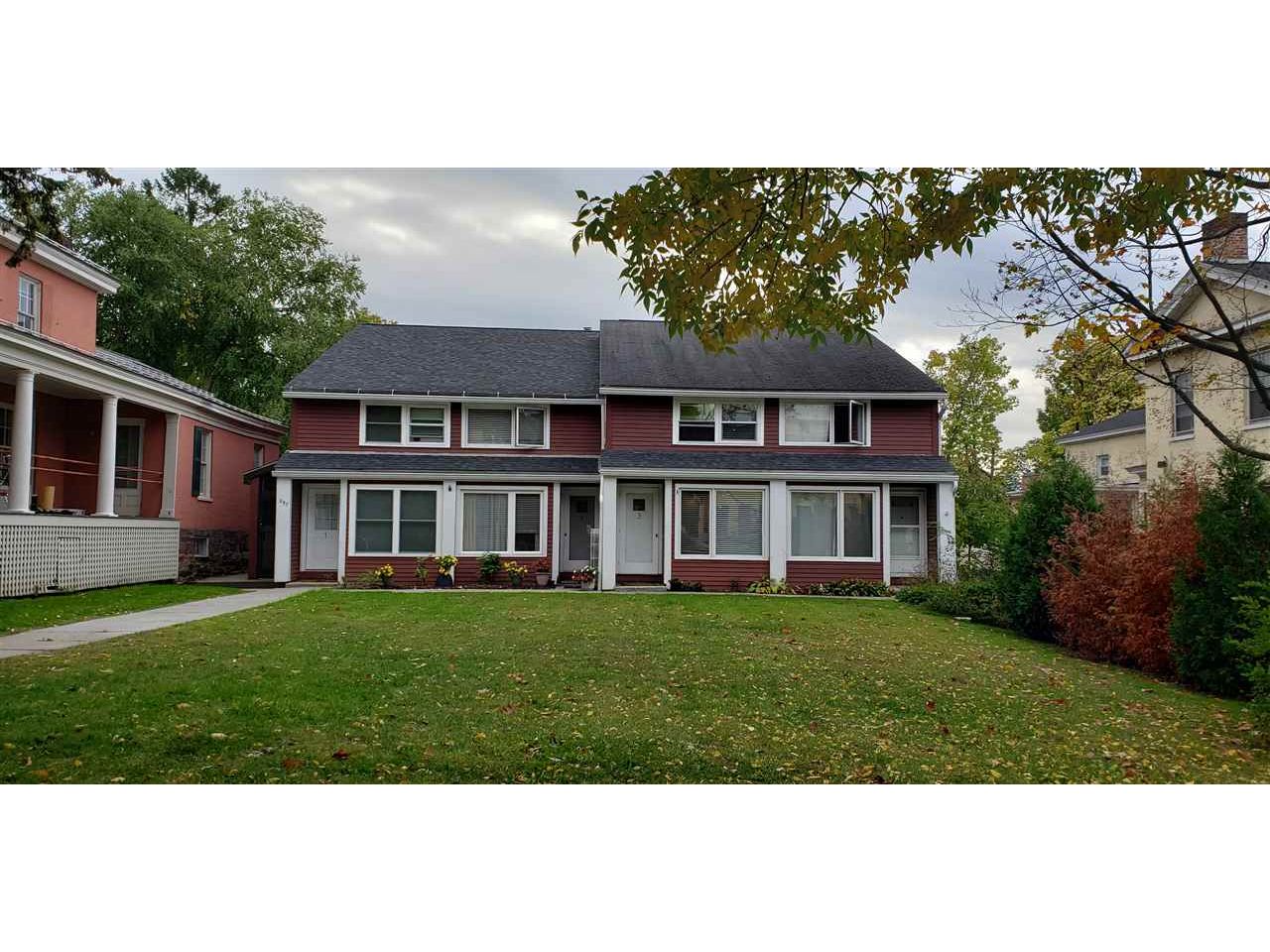 297 College Street, Unit 4C
