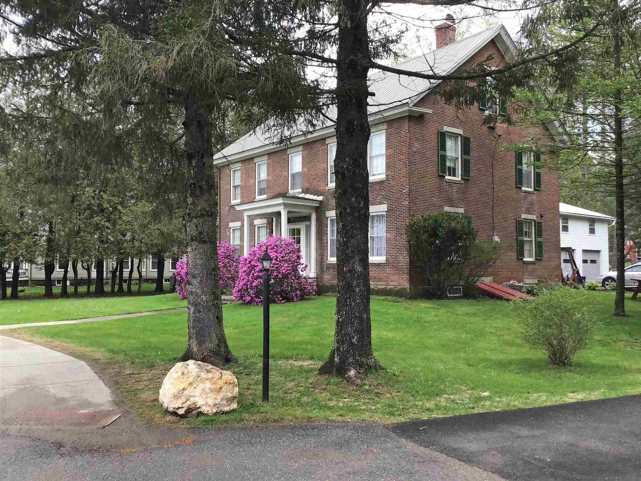 297 Railroad Street
