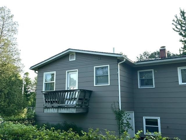 298 Hillside Drive