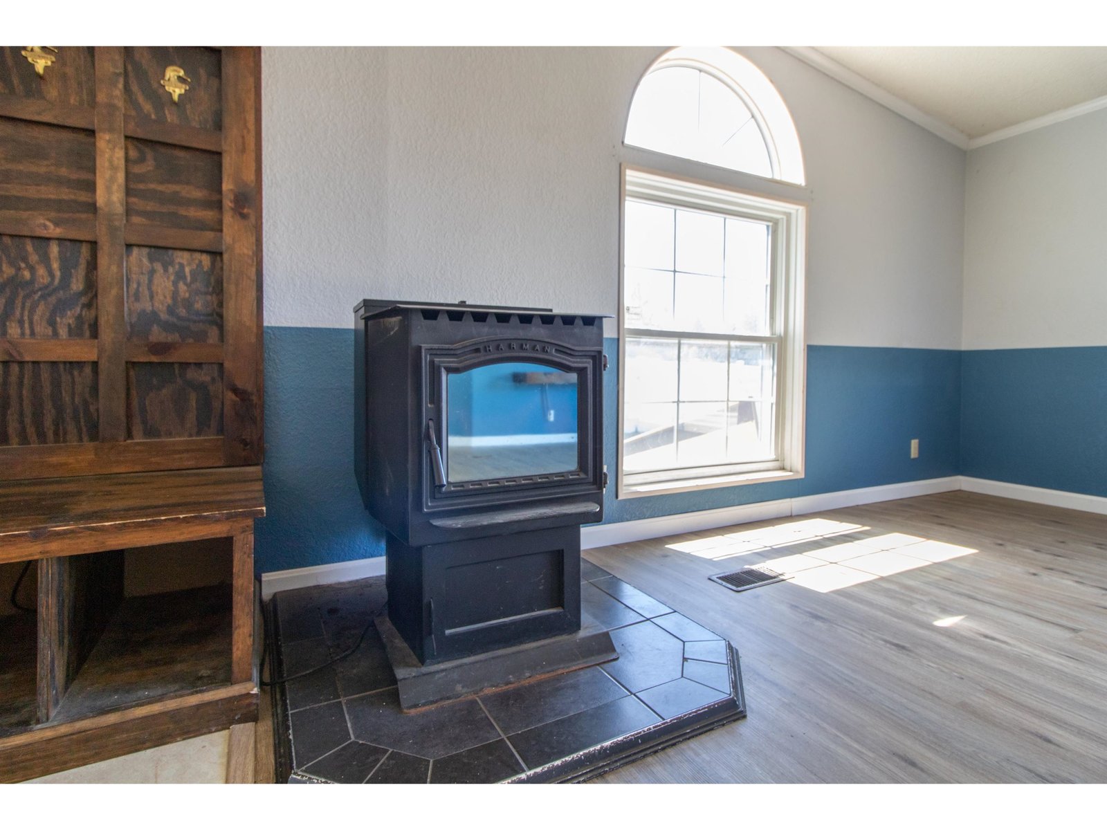 pellet stove