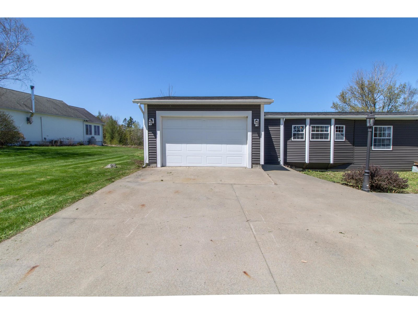 1 car garage