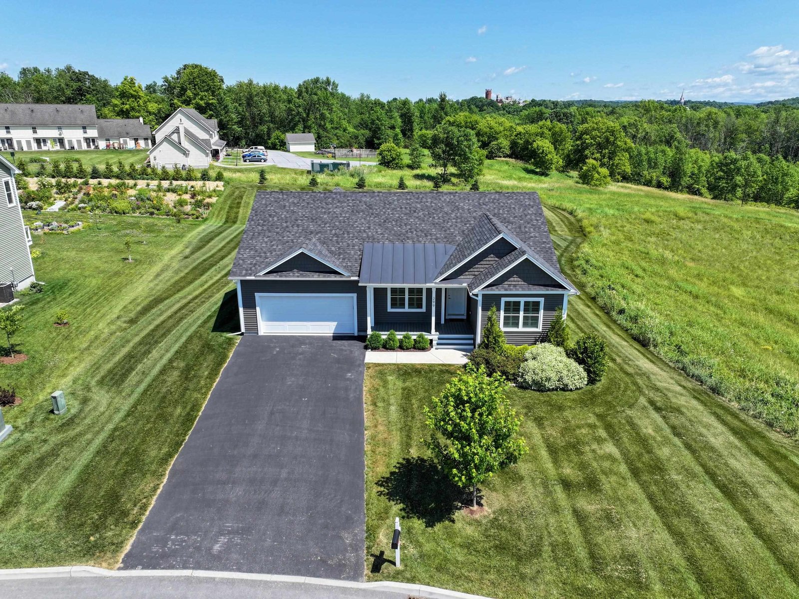 299 Commodore Drive
