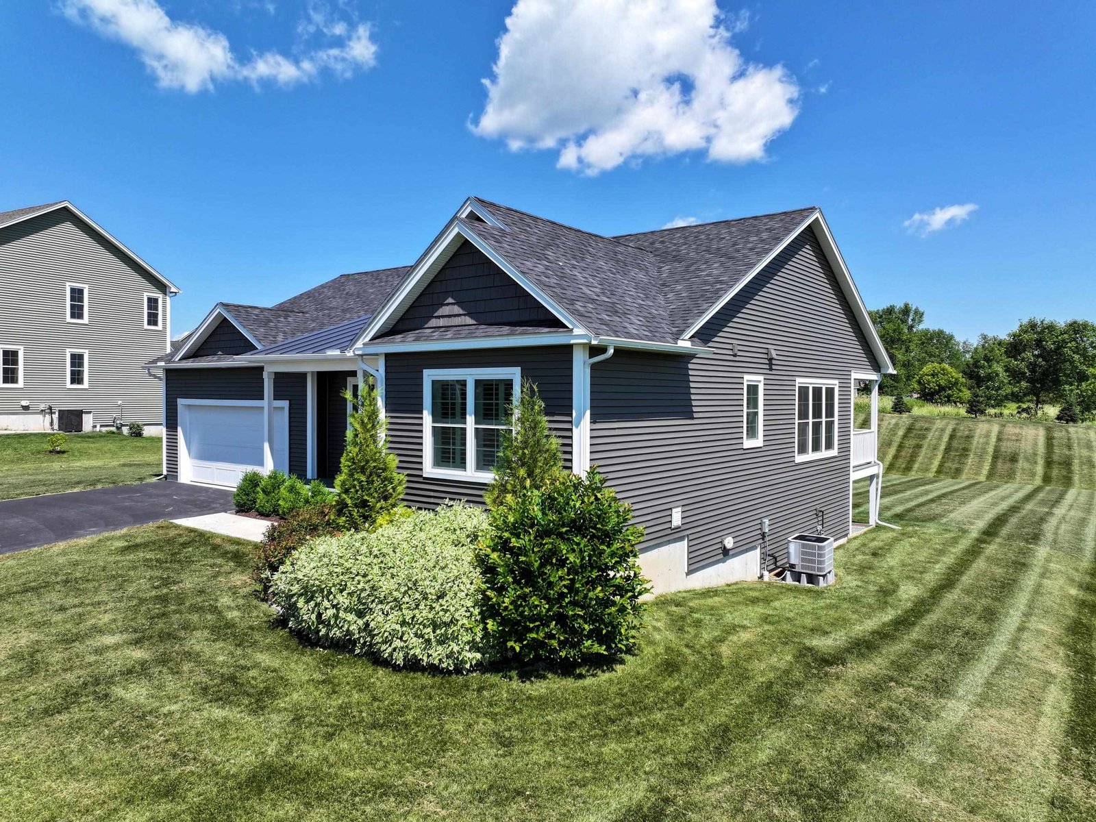299 Commodore Drive