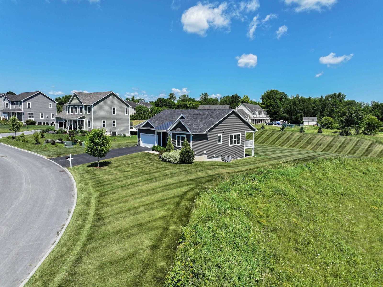 299 Commodore Drive
