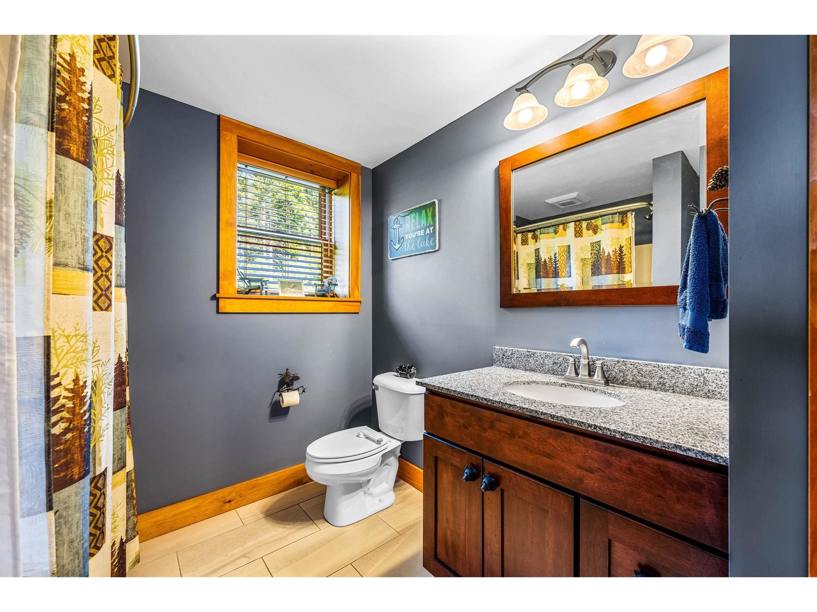 Lower Level Full Bath