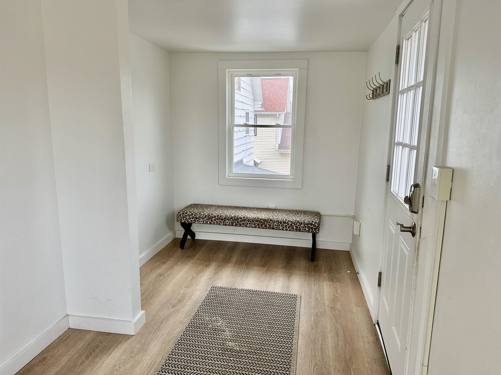 2nd Floor Entry