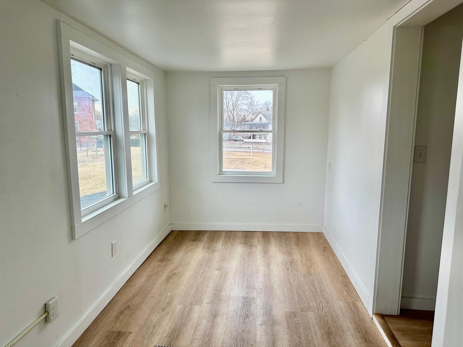 2nd Floor Entry