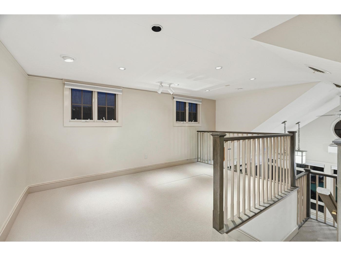 299 Mountain Road