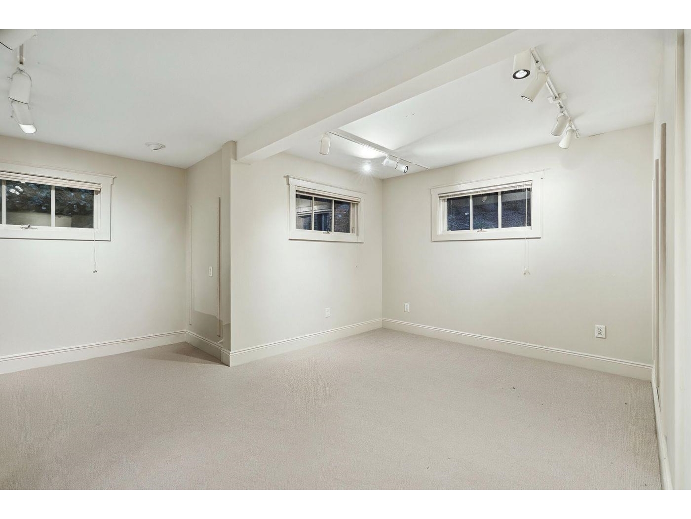 299 Mountain Road