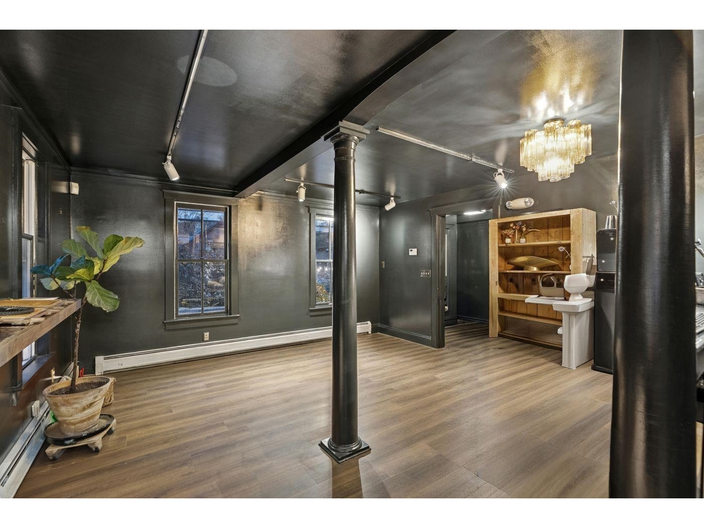 299 Mountain Road