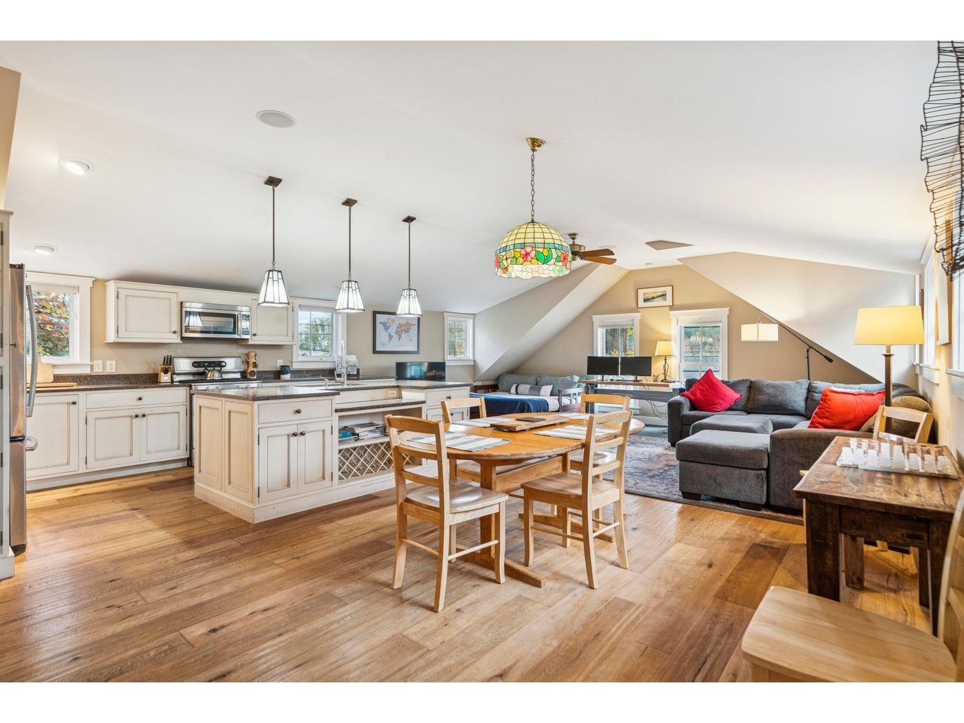 299 Mountain Road