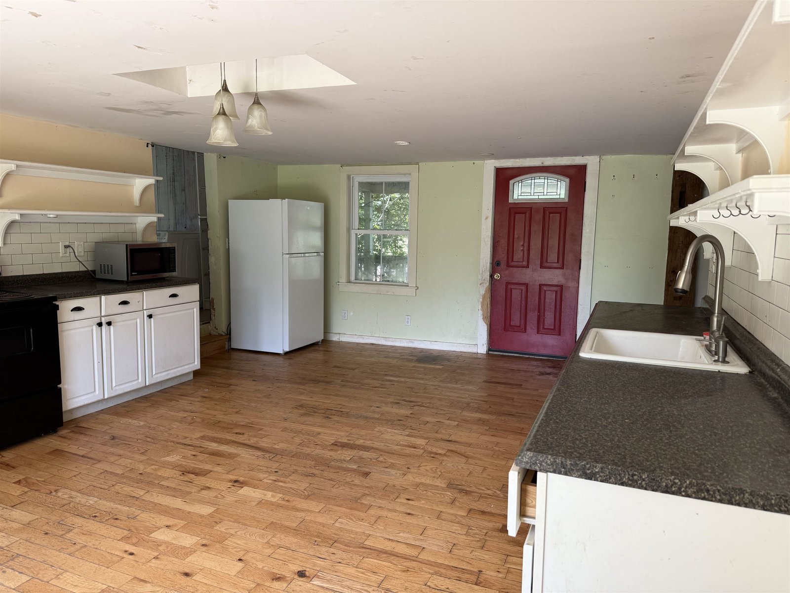 299 River Road