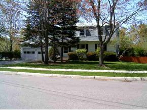 2A Maplewood Ln
