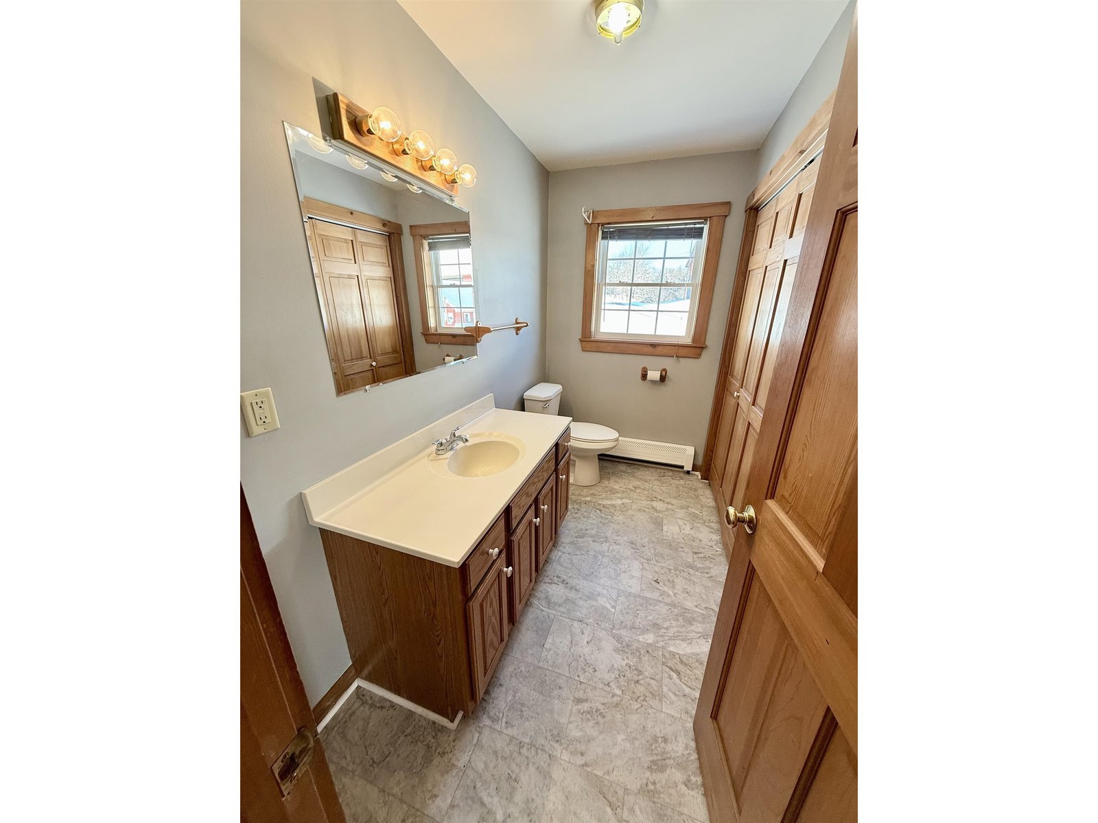 Main Level 3/4 Bath