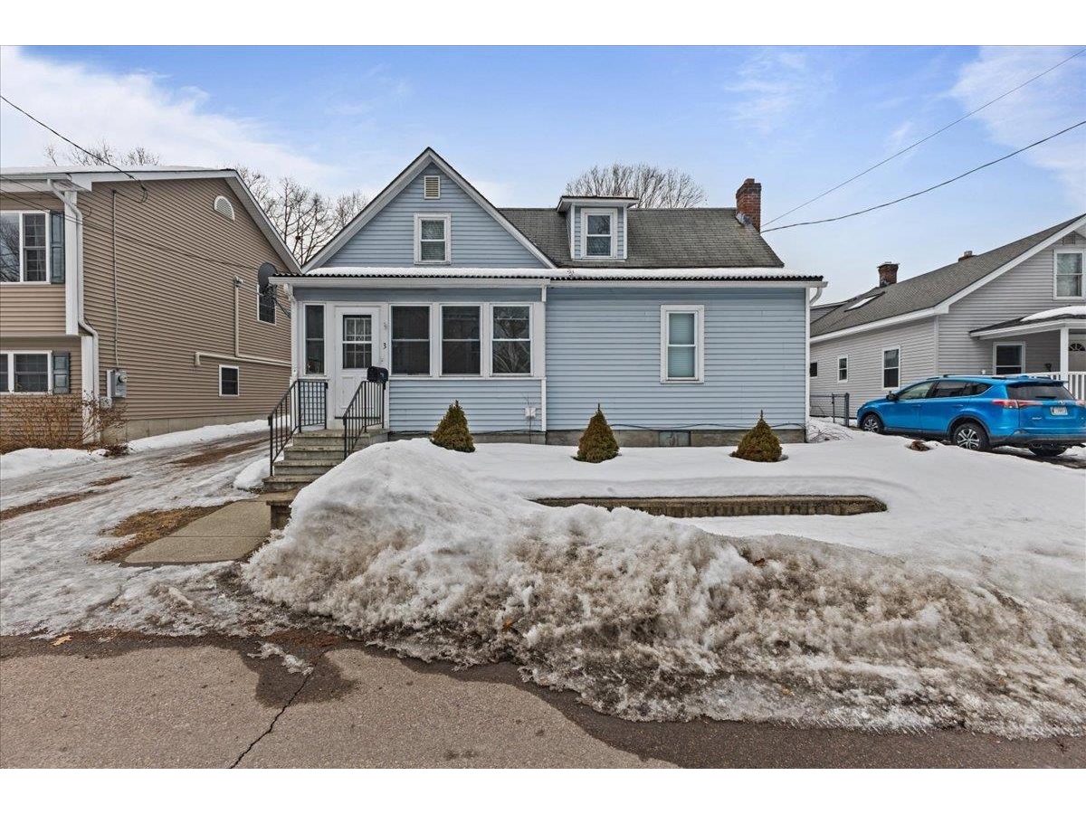 3 Camp Street