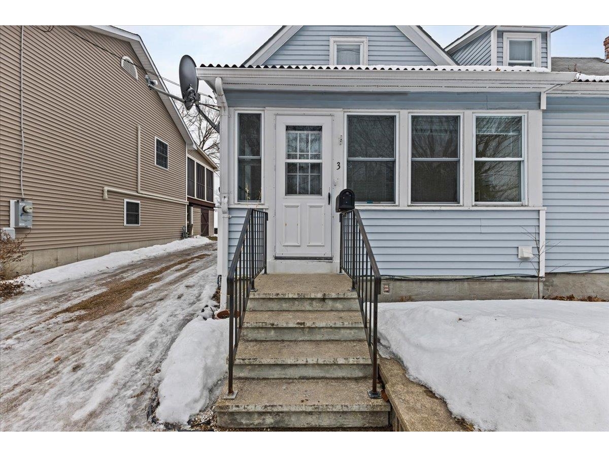 3 Camp Street