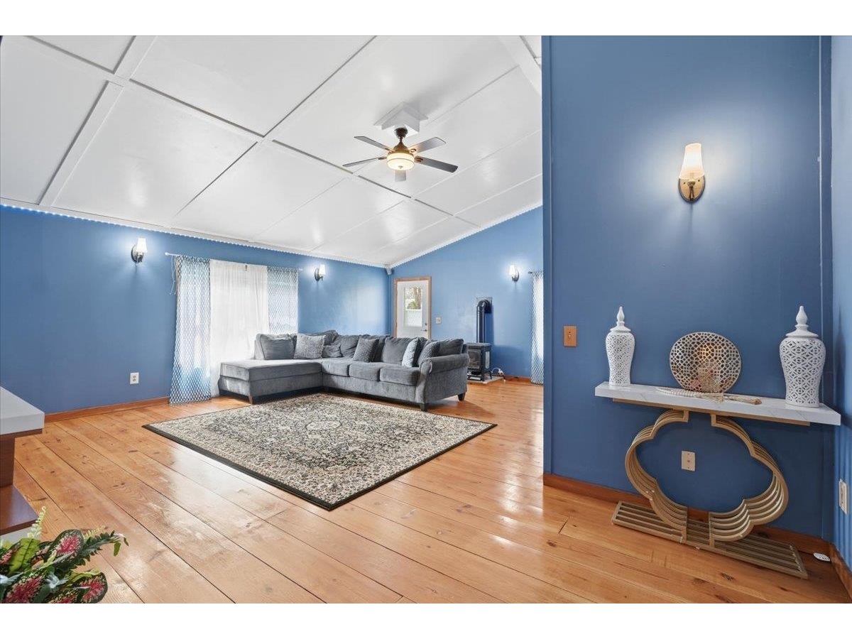 3 Duval Street