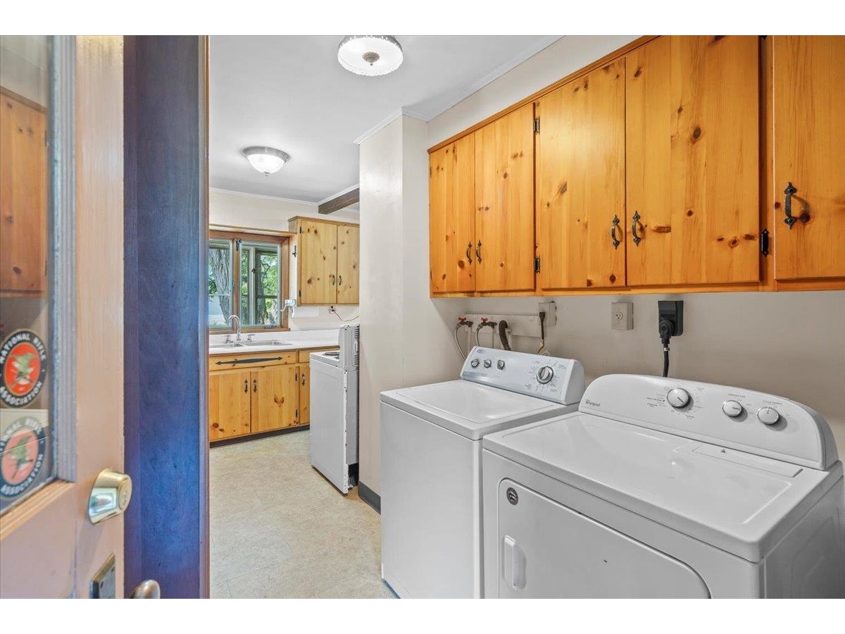 3 Hillside Avenue