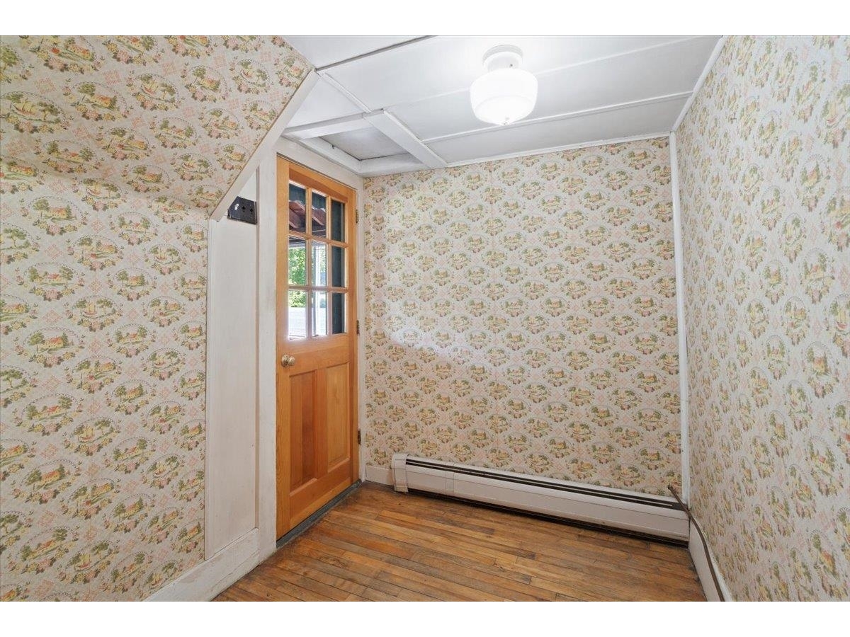 3 Hillside Avenue