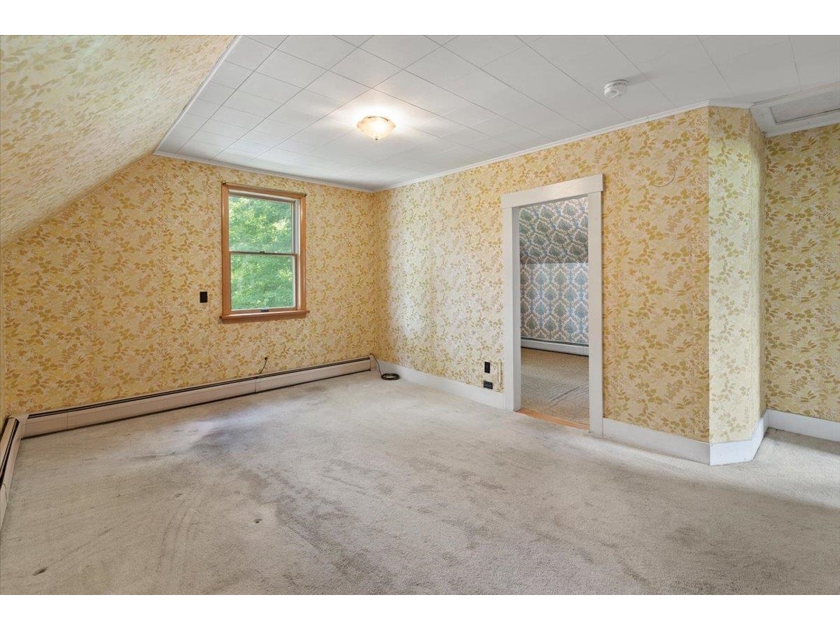 3 Hillside Avenue