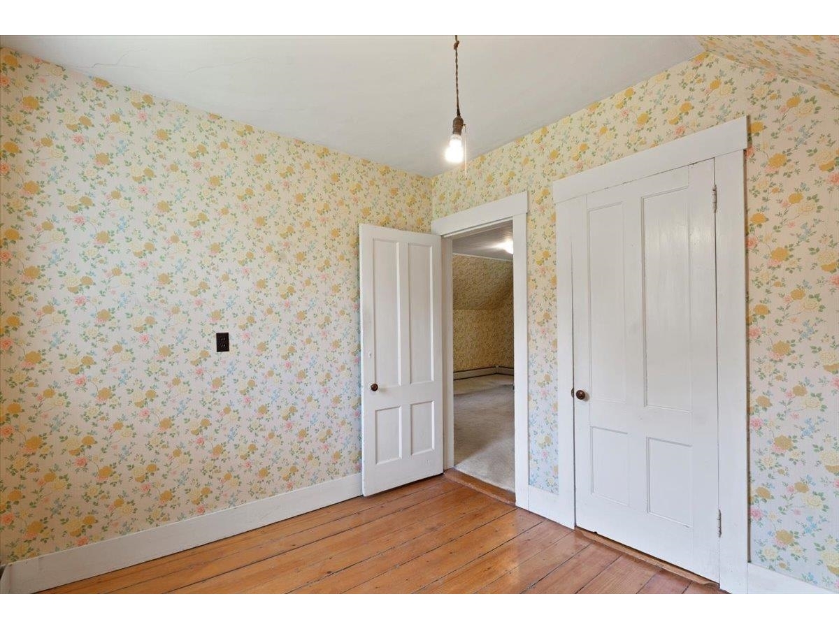 3 Hillside Avenue