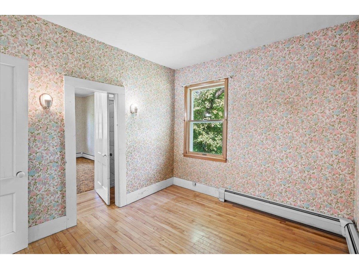 3 Hillside Avenue