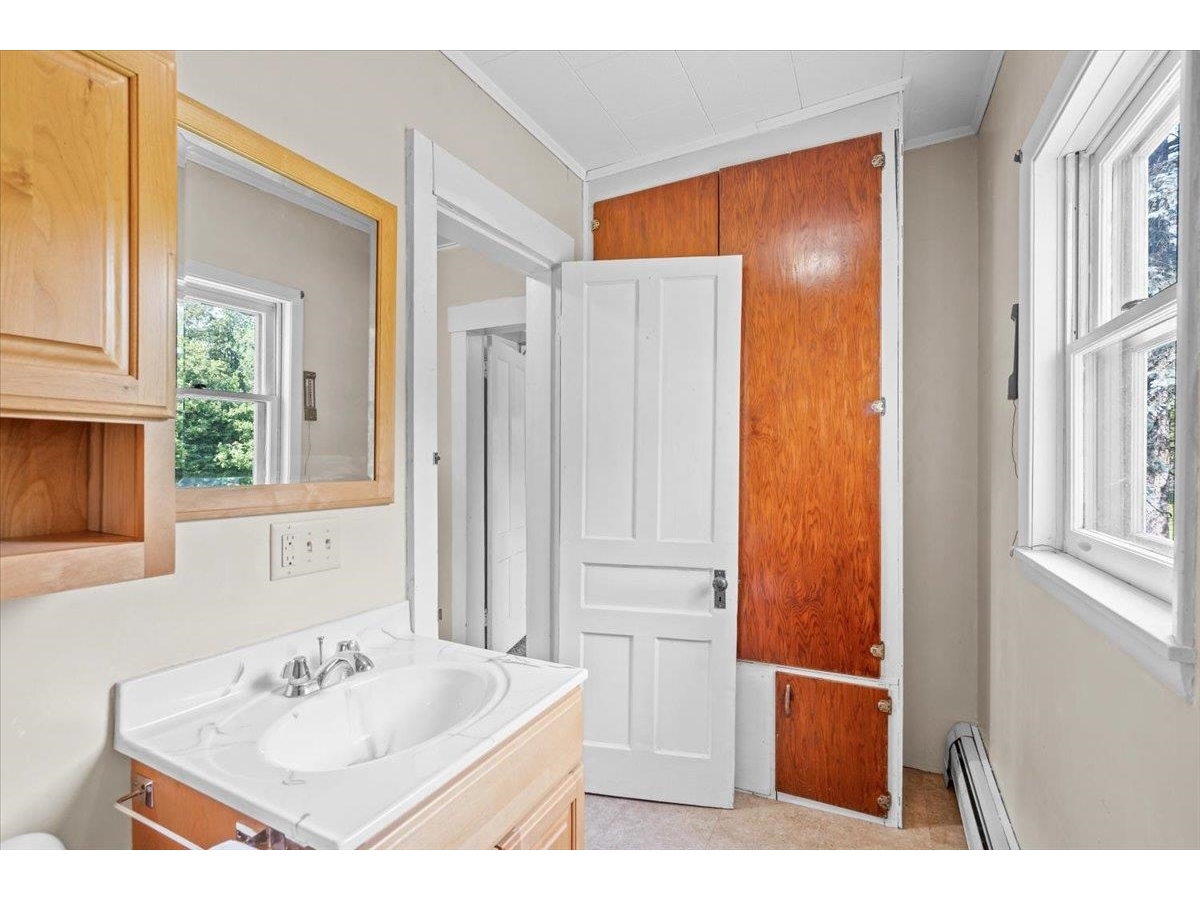 3 Hillside Avenue