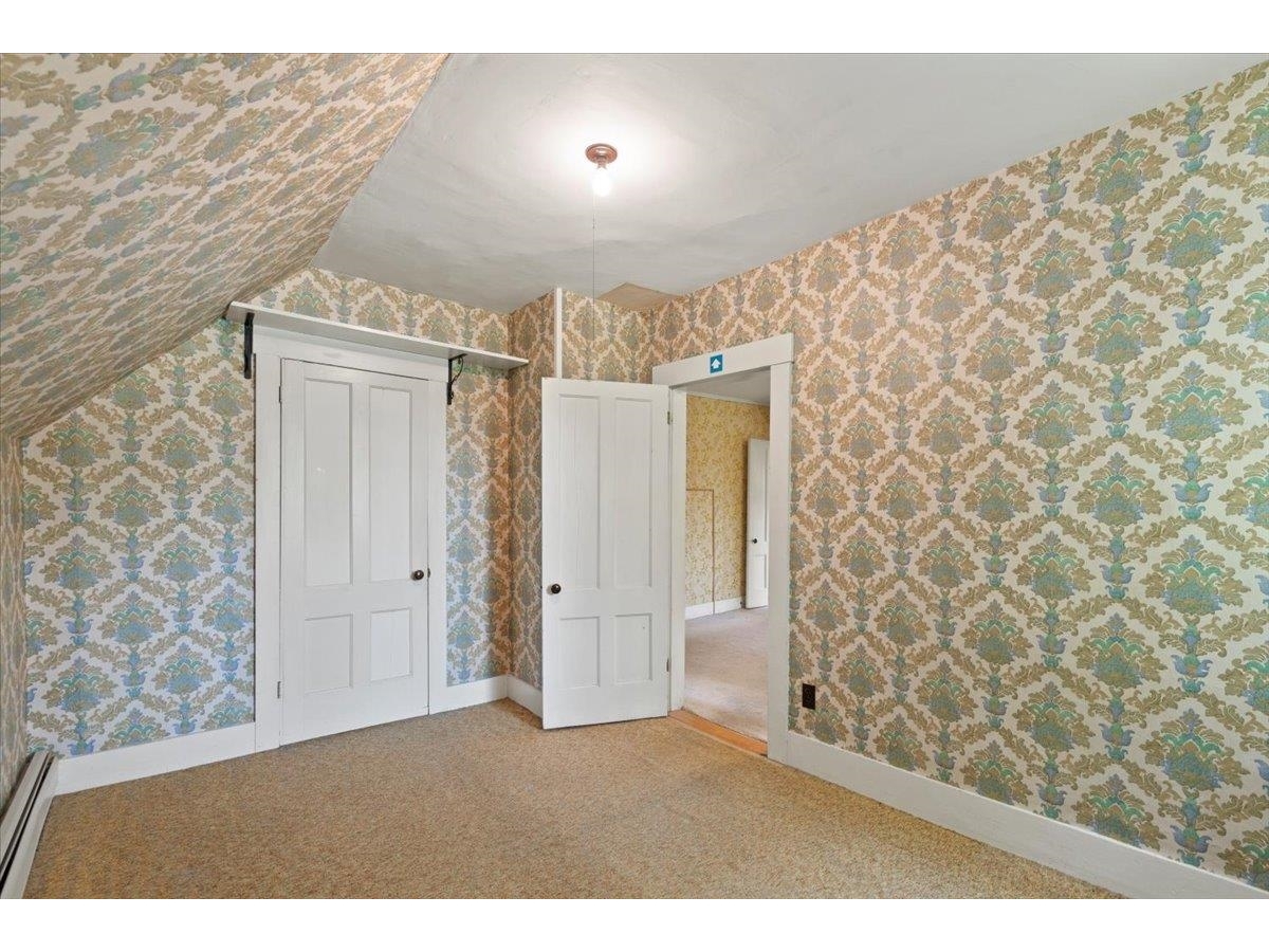 3 Hillside Avenue