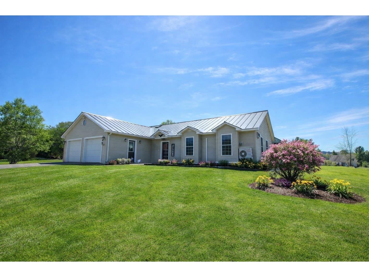 3 Hutchins Circle
